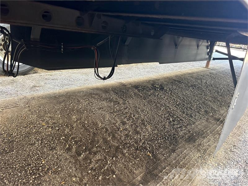 Utility VS2DX 53 ft x 102 in T/A Van Trailer Van Body Trailers