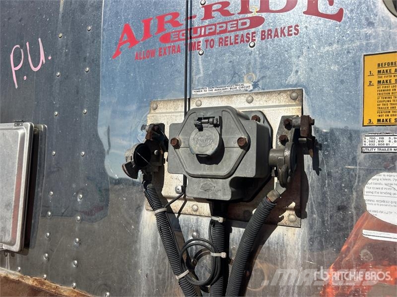 Utility VS2DX 53 ft x 102 in T/A Van Trailer مقطورات ذات هيكل صندوقي