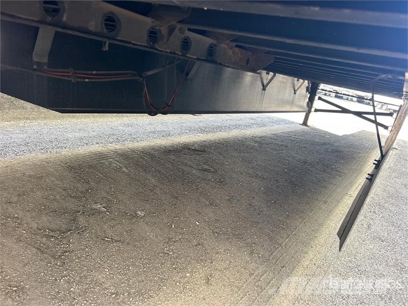 Utility VS2DX 53 ft x 102 in T/A Van Trailer Van Body Trailers