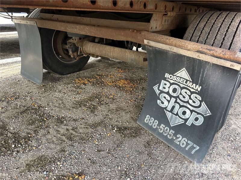 Utility VS2DX 53 ft x 102 in T/A Van Trailer مقطورات ذات هيكل صندوقي