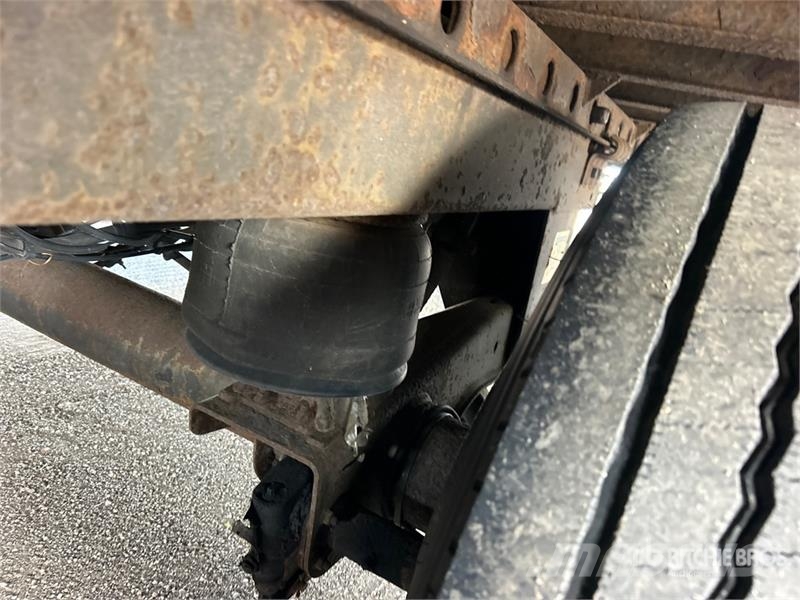 Utility VS2DX 53 ft x 102 in T/A Van Trailer Sanduk prikolice