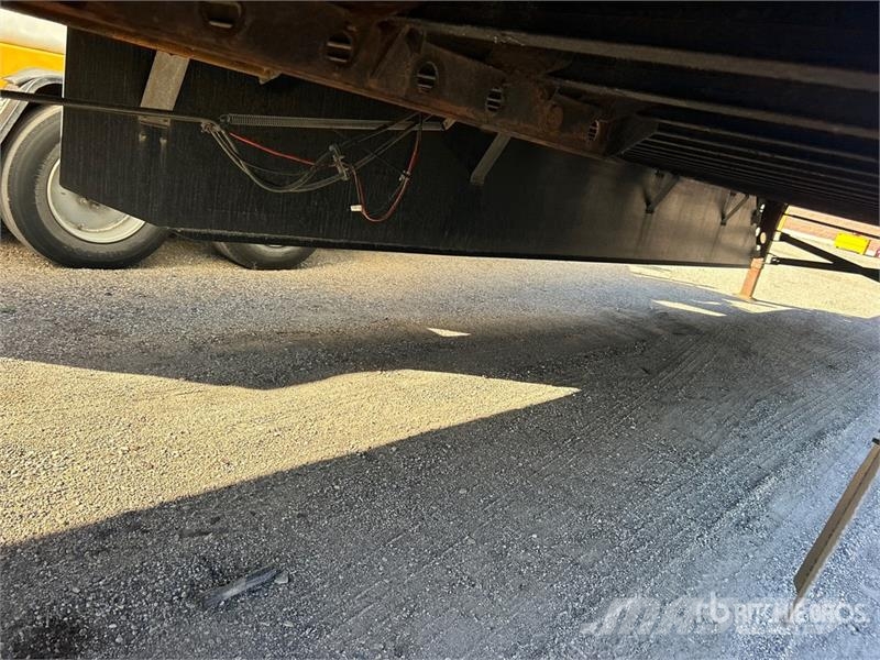 Utility VS2DX 53 ft x 102 in T/A Van Trailer Van Body Trailers