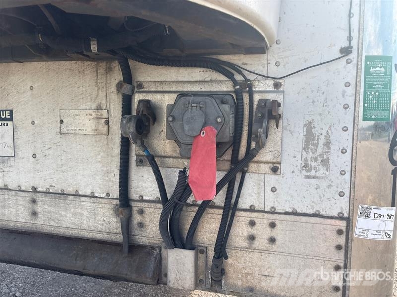 Utility VS2RA 48 ft x 96 in T/A Refrigerated Trailer Piekabes ar temperatūras kontroli