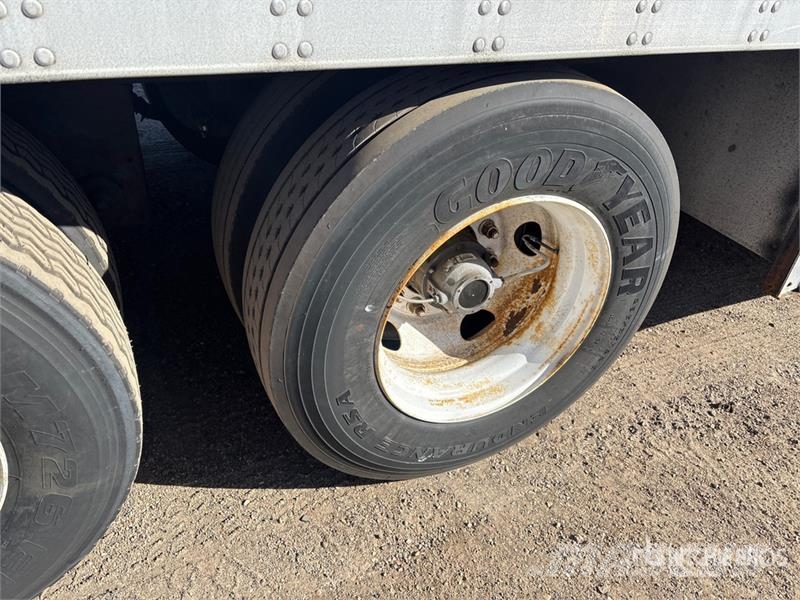 Utility VS2RA 48 ft x 102 in T/A Refrigerated Trailer Hladilne polprikolice
