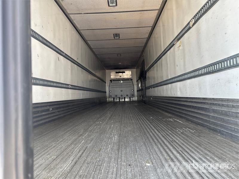 Utility VS2RA 48 ft x 102 in T/A Refrigerated Trailer Hladilne polprikolice