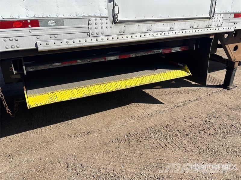 Utility VS2RA 48 ft x 102 in T/A Refrigerated Trailer Hladilne polprikolice