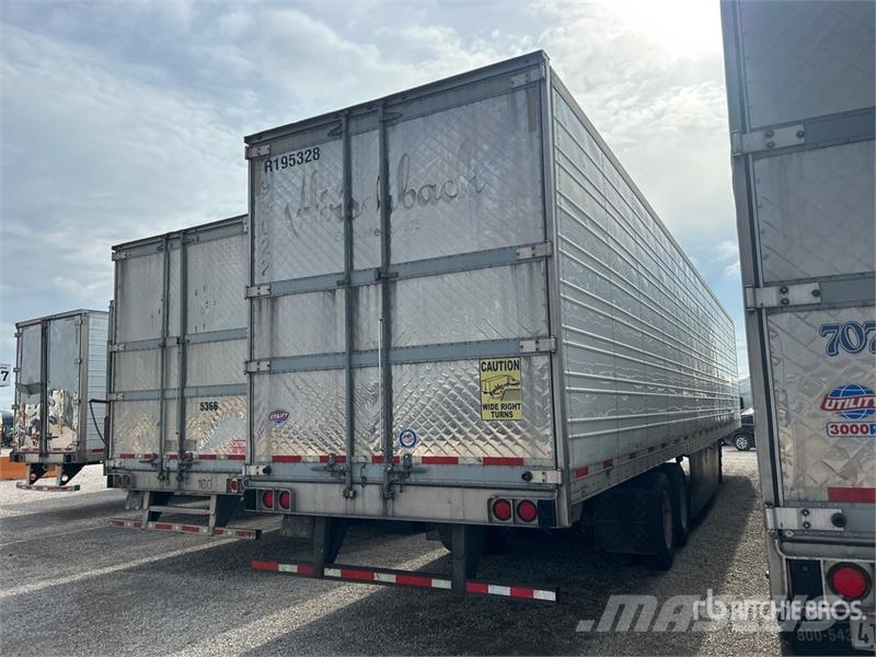 Utility VS2RA 53 ft T/A Refrigerated Trailer Temperature controlled semi-trailers
