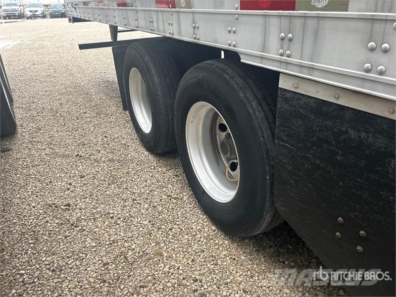 Utility VS2RA 53 ft T/A Refrigerated Trailer Temperature controlled semi-trailers