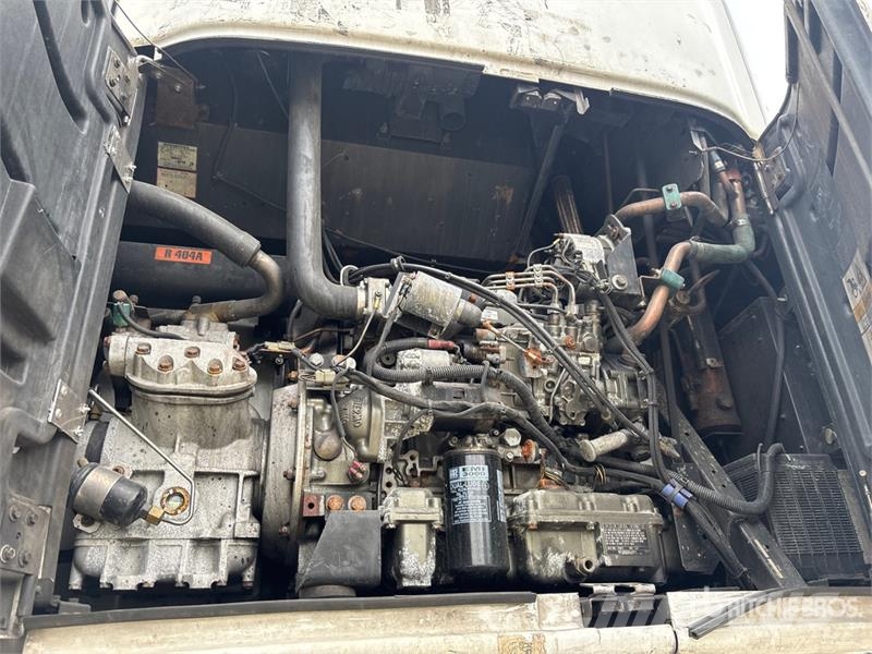 Utility VS2RA 53 ft x 102 in T/A Refrigerated Trailer نصف مقطورات بدرجة حرارة قابلة للضبط