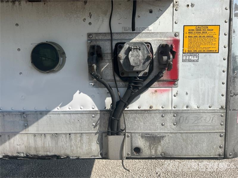 Utility VS2RA 53 ft x 102 in T/A Refrigerated Trailer Puspriekabės su izoterminiu kėbulu