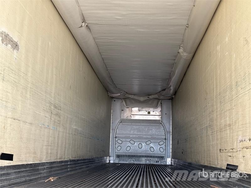 Utility VS2RA 53 ft x 102 in T/A Refrigerated Trailer Temperature controlled semi-trailers