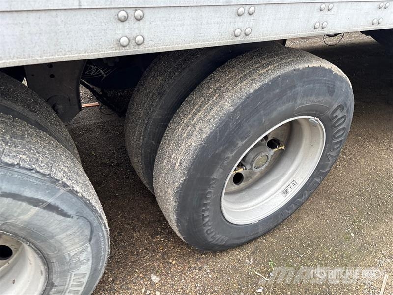 Utility VS2RA 53 ft x 102 in T/A Refrigerated Trailer Semi remorque frigorifique