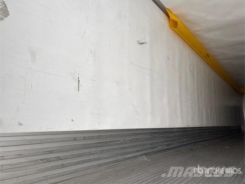 Utility VS2RA 53 ft x 102 in T/A Refrigerated Trailer Kühlauflieger