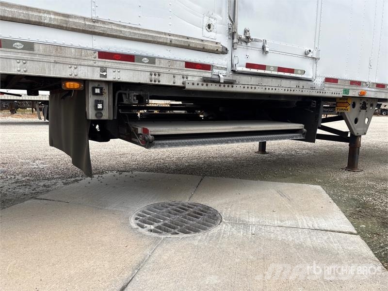 Utility VS2RA 53 ft x 102 in T/A Refrigerated Trailer Chladiarenské návesy