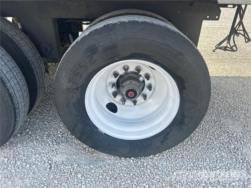 Utility VS2RA 53 ft x 102 in T/A Refrigerated Trailer Puspriekabės su izoterminiu kėbulu