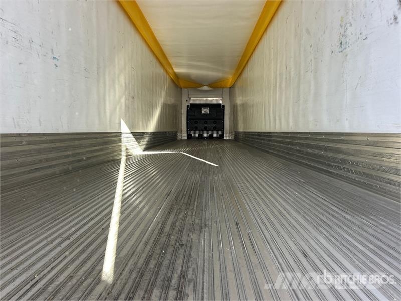 Utility VS2RA 53 ft x 102 in T/A Refrigerated Trailer Temperature controlled semi-trailers