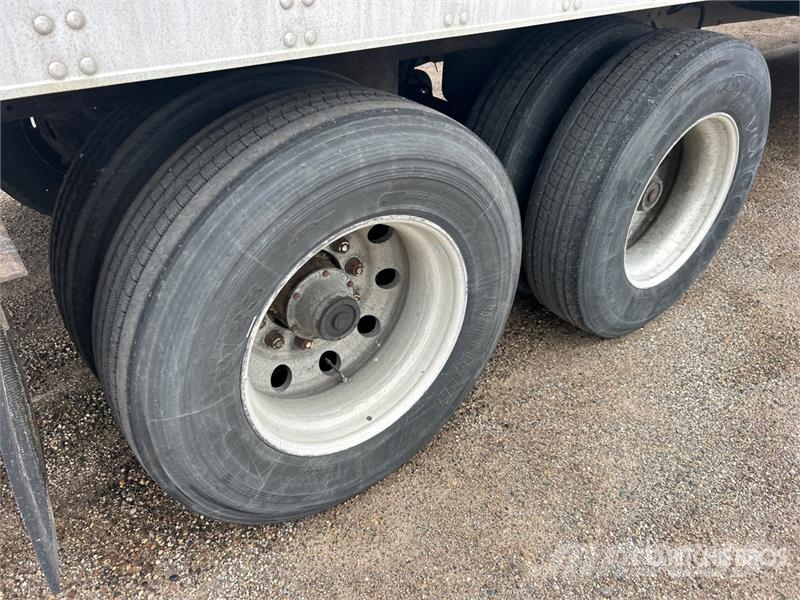 Utility VS2RA 53 ft x 102 in T/A Refrigerated Trailer Полуприцепы-рефрижераторы