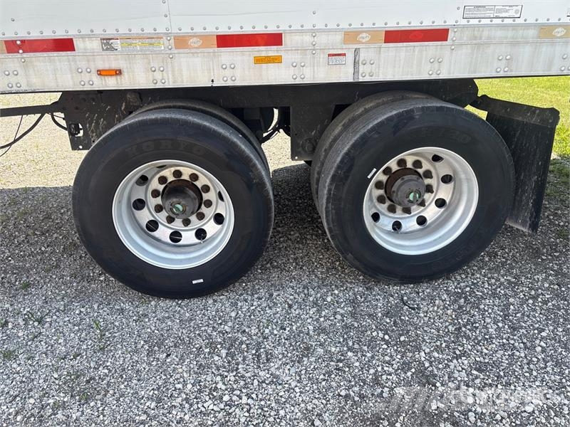 Utility VS2RA 53 ft x 102 in T/A Refrigerated Trailer Semirremolques de temperatura controlada