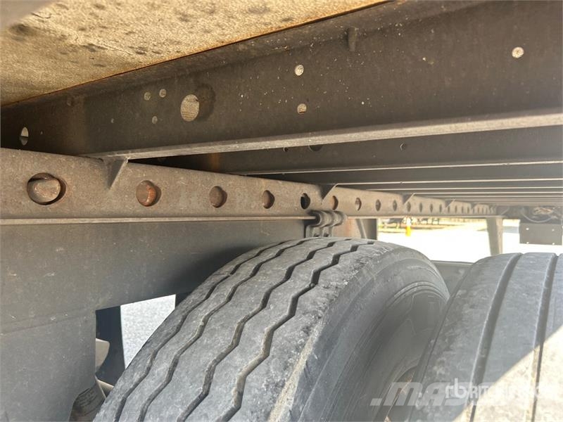 Utility VS2RA 53 ft x 102 in T/A Refrigerated Trailer Puspriekabės su izoterminiu kėbulu