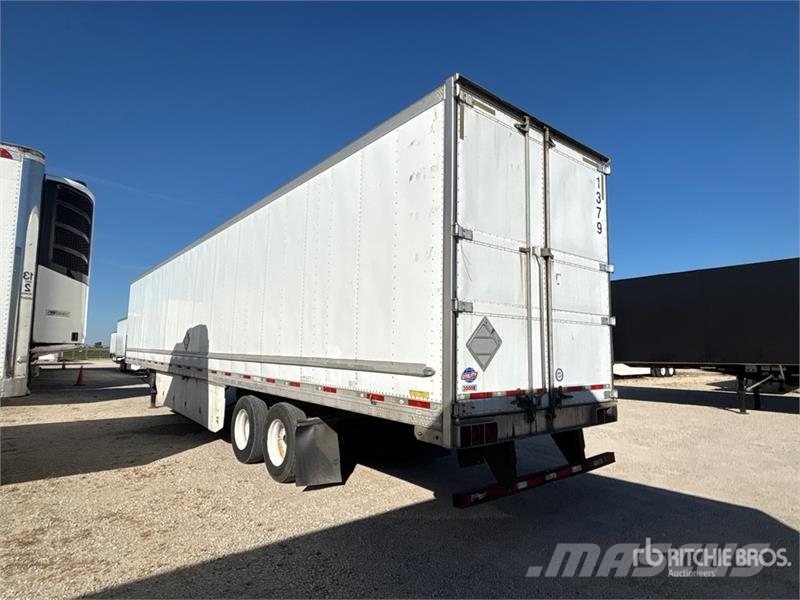 Utility VS2RA 53 ft x 102 in T/A Refrigerated Trailer Temperature controlled semi-trailers