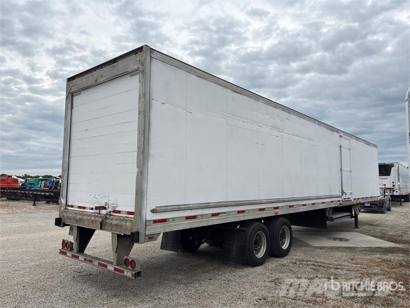 Utility VS2RA 53 ft x 102 in T/A Refrigerated Trailer Chladiarenské návesy