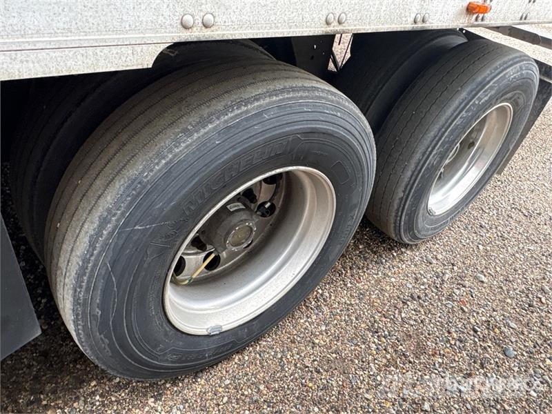 Utility VS2RA 53 ft x 102 in T/A Refrigerated Trailer Piekabes ar temperatūras kontroli