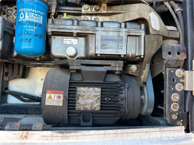 Utility VS2RA 53 ft x 102 in T/A Refrigerated Trailer Temperature controlled semi-trailers