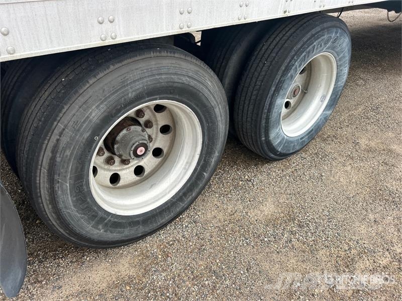 Utility VS2RA 53 ft x 102 in T/A Refrigerated Trailer Полуприцепы-рефрижераторы