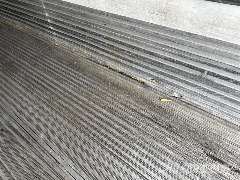 Utility VS2RA 53 ft x 102 in T/A Refrigerated Trailer Chladiarenské návesy