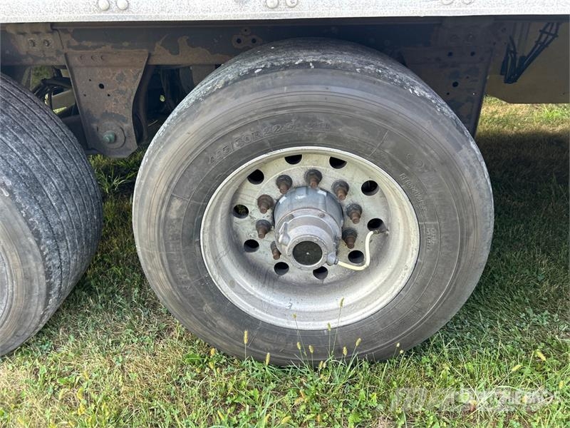 Utility VS2RA 53 ft x 102 in T/A Refrigerated Trailer Semi Reboques Isotérmicos