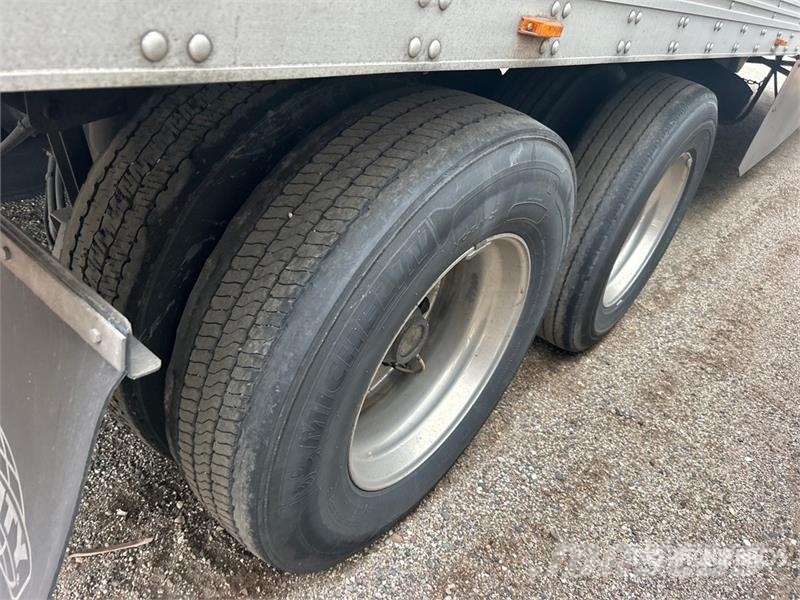 Utility VS2RA 53 ft x 102 in T/A Refrigerated Trailer Piekabes ar temperatūras kontroli
