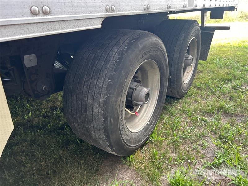 Utility VS2RA 53 ft x 102 in T/A Refrigerated Trailer Semi Reboques Isotérmicos