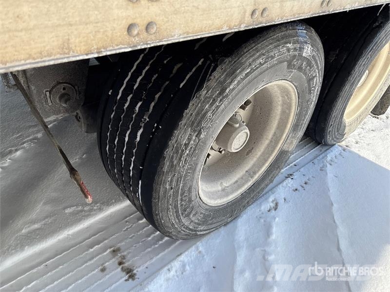 Utility VS2RA 53 ft x 102 in T/A Van Trailer Dengtos priekabos