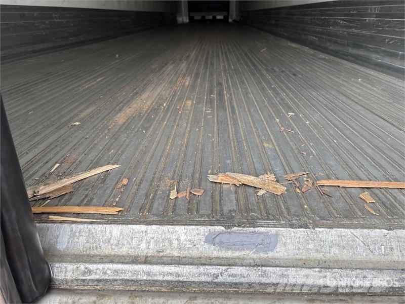 Utility VS2RA 53 ft x 102 in T/A Refrigerated Trailer Piekabes ar temperatūras kontroli