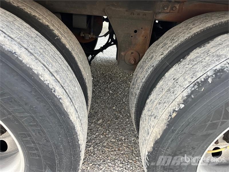 Utility VS2RA 53 ft x 102 in T/A Refrigerated Trailer Semirremolques de temperatura controlada