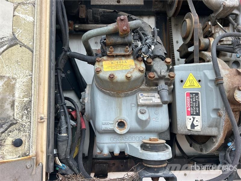 Utility VS2RA 53 ft x 102 in T/A Refrigerated Trailer Полуприцепы-рефрижераторы