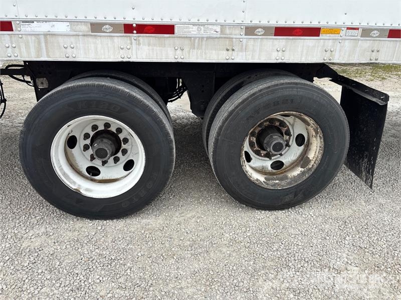 Utility VS2RA 53 ft x 102 in T/A Refrigerated Trailer Semirremolques de temperatura controlada