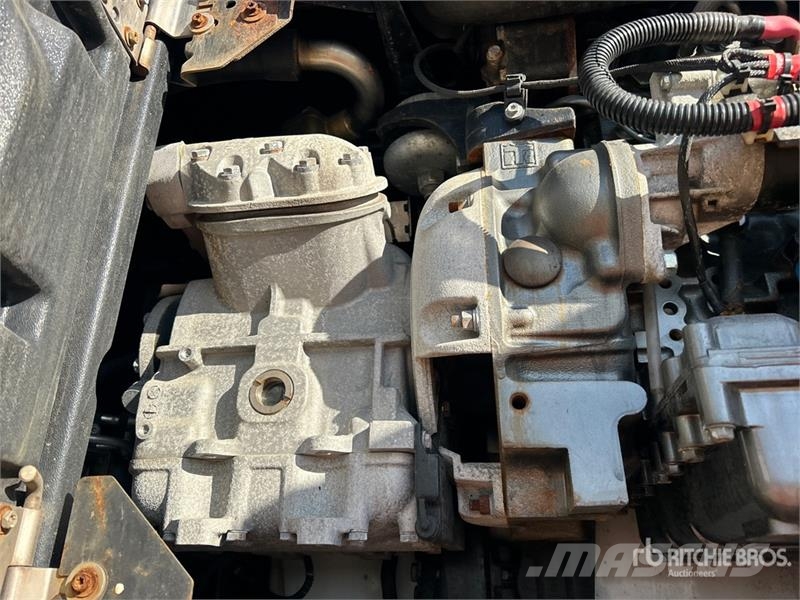 Utility VS2RA 53 ft x 102 in T/A Refrigerated Trailer Puspriekabės su izoterminiu kėbulu