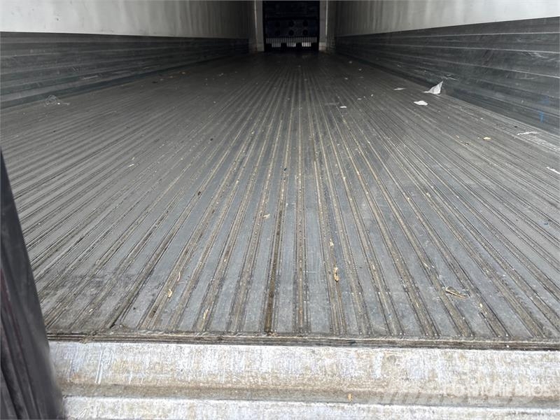 Utility VS2RA 53 ft x 102 in T/A Refrigerated Trailer Kühlauflieger