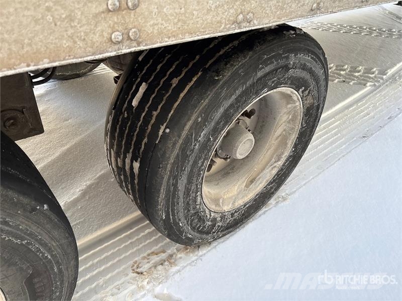 Utility VS2RA 53 ft x 102 in T/A Van Trailer Dengtos priekabos