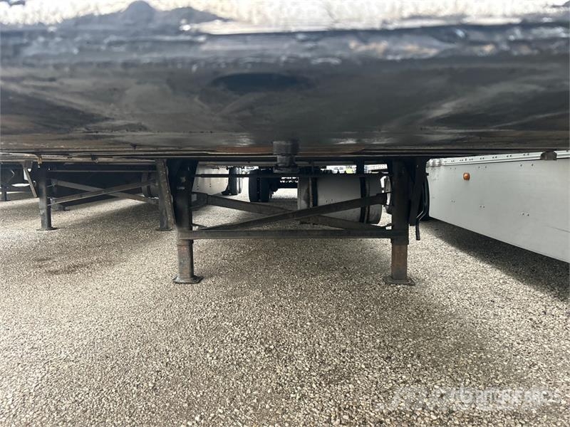 Utility VS2RA 53 ft x 102 in T/A Refrigerated Trailer Temperature controlled semi-trailers