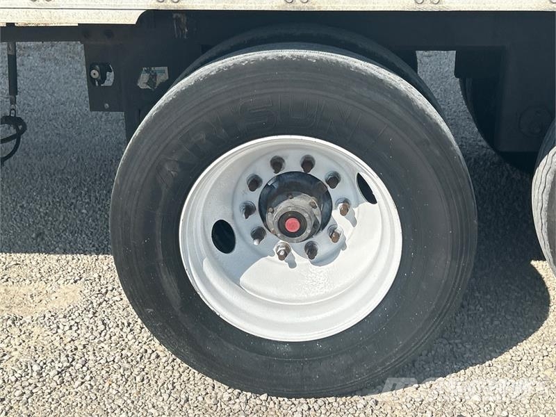 Utility VS2RA 53 ft x 102 in T/A Refrigerated Trailer Puspriekabės su izoterminiu kėbulu