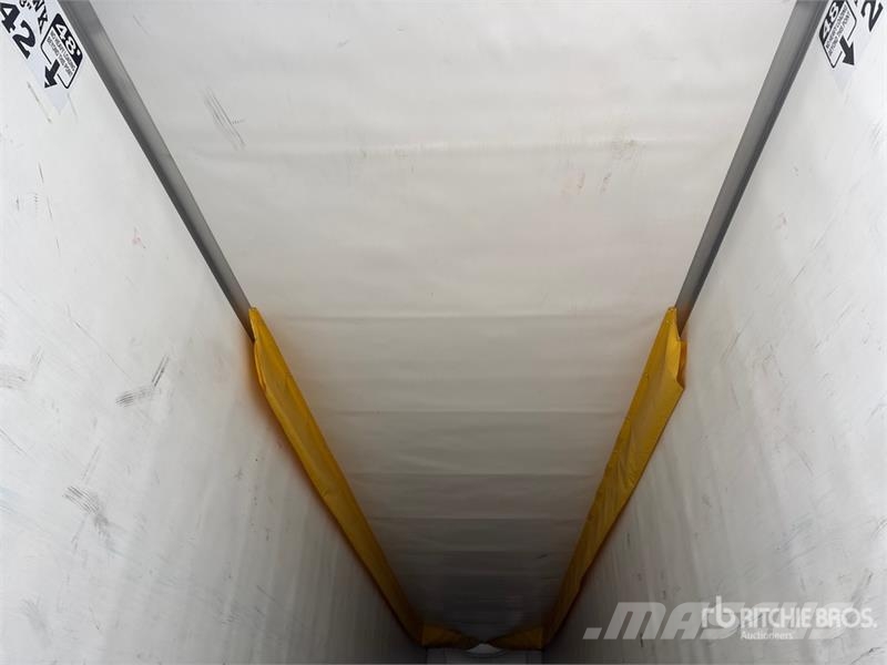 Utility VS2RA 53 ft x 102 in T/A Refrigerated Trailer Temperature controlled semi-trailers