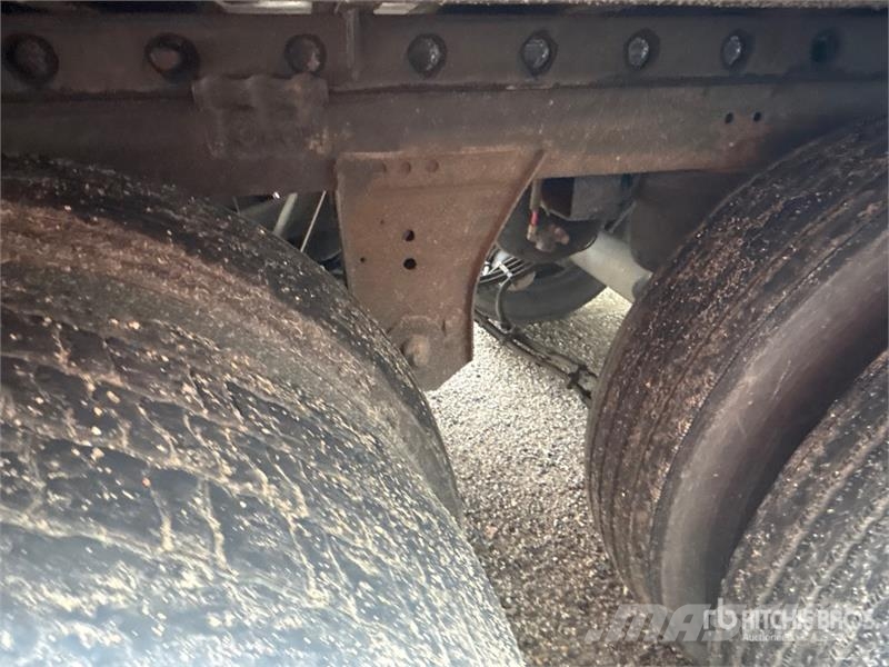 Utility VS2RA 53 ft x 102 in T/A Refrigerated Trailer Puspriekabės su izoterminiu kėbulu