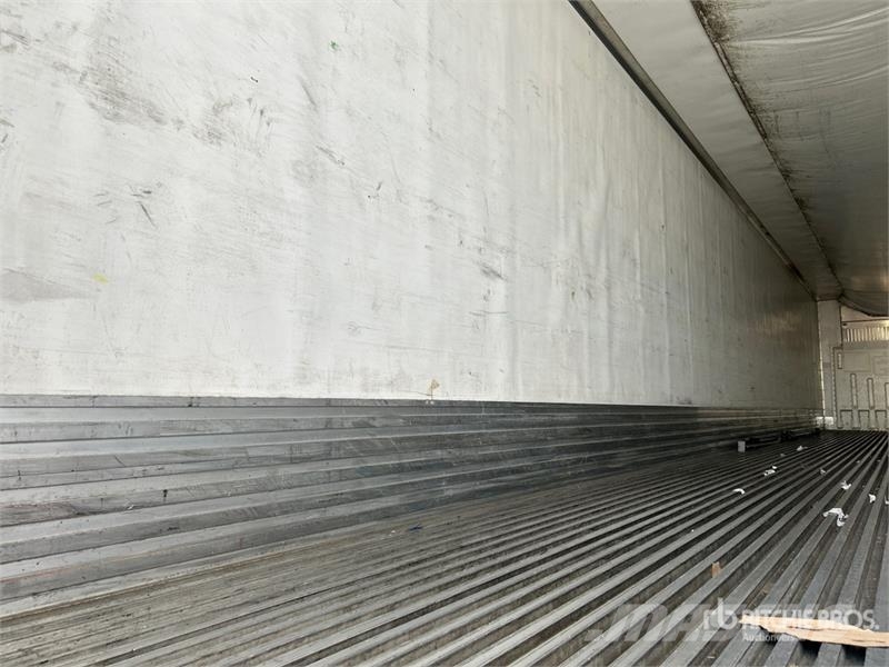 Utility VS2RA 53 ft x 102 in T/A Refrigerated Trailer Semirremolques de temperatura controlada