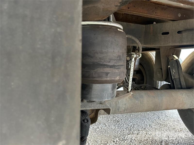 Utility VS2RA 53 ft x 102 in T/A Refrigerated Trailer Semi Reboques Isotérmicos