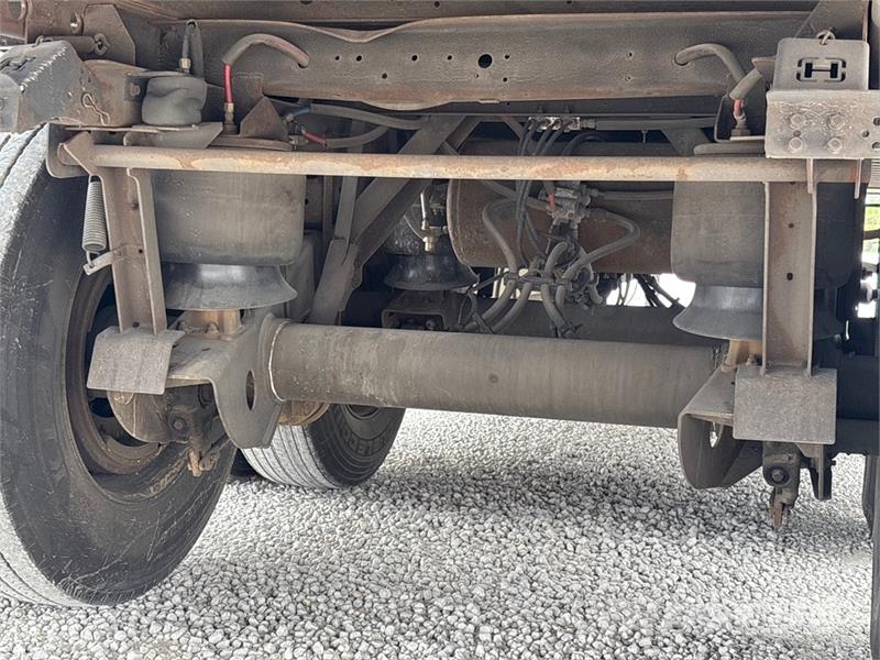 Utility VS2RA 53 ft x 102 in T/A Refrigerated Trailer Semirremolques de temperatura controlada