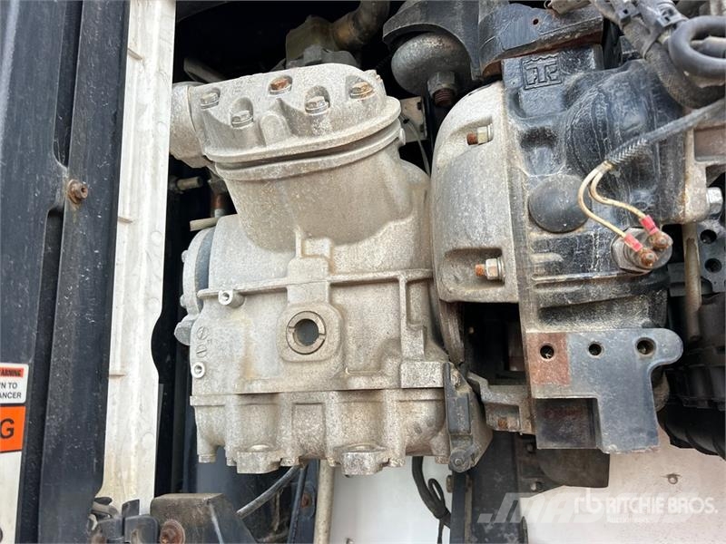 Utility VS2RA 53 ft x 102 in T/A Refrigerated Trailer Semirremolques de temperatura controlada