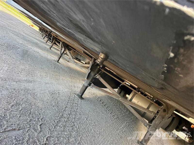 Utility VS2RA 53 ft x 102 in T/A Refrigerated Trailer Temperature controlled semi-trailers