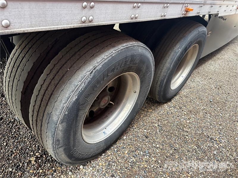 Utility VS2RA 53 ft x 102 in T/A Refrigerated Trailer Piekabes ar temperatūras kontroli